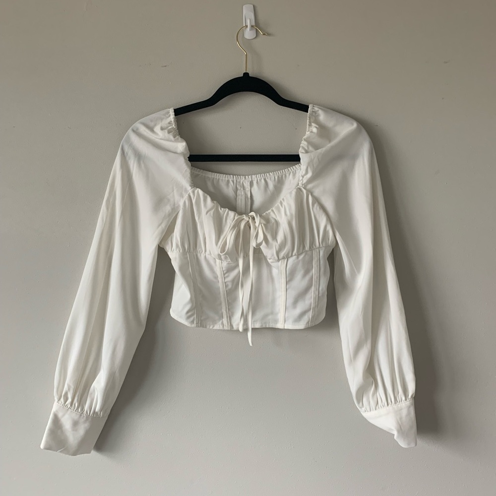 Cottage core balloon sleeve top!